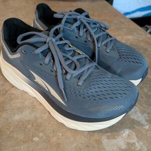 Altra Via Olympus Blue Athletic Running Comfy Shoes #500601- Men Size 8.5 No Box